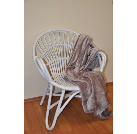 Ratanové kreslo Lentera biele plus deka Ratanové kreslo Lentera biele plus deka