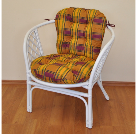 Ratanové kreslo Bahama biely vankúš okrová kocka