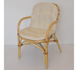 Ratanové kreslo Kinari vankúš svetlo béžová zvýraznenia