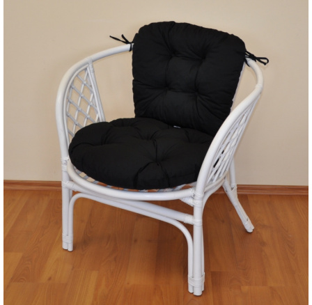 Ratanové kreslo Bahama biely vankúš čierny keper Ratanové kreslo Bahama biely vankúš čierny keper