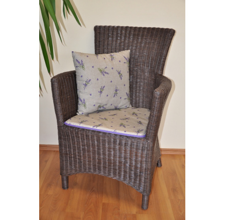 Ratanové kreslo Pluto hnedý vankúš levanduľa Ratanové kreslo Pluto hnedý vankúš levanduľa