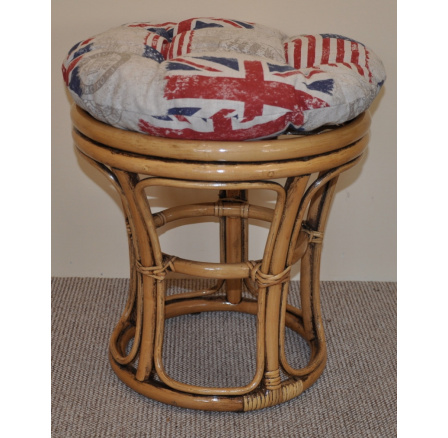 Ratanová stolička hnedý umývací vankúš s motívom vlajky