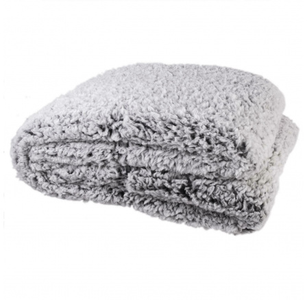 Šedý polarový kocúr