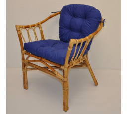 Ratanové kreslo Subaliu - vankúš tmavomodrý