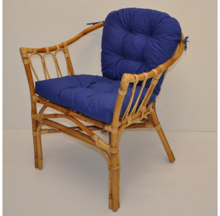 Ratanové kreslo Subaliu - vankúš tmavomodrý