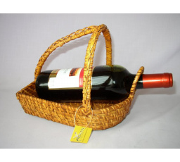 Ratanový stojan na fľaše